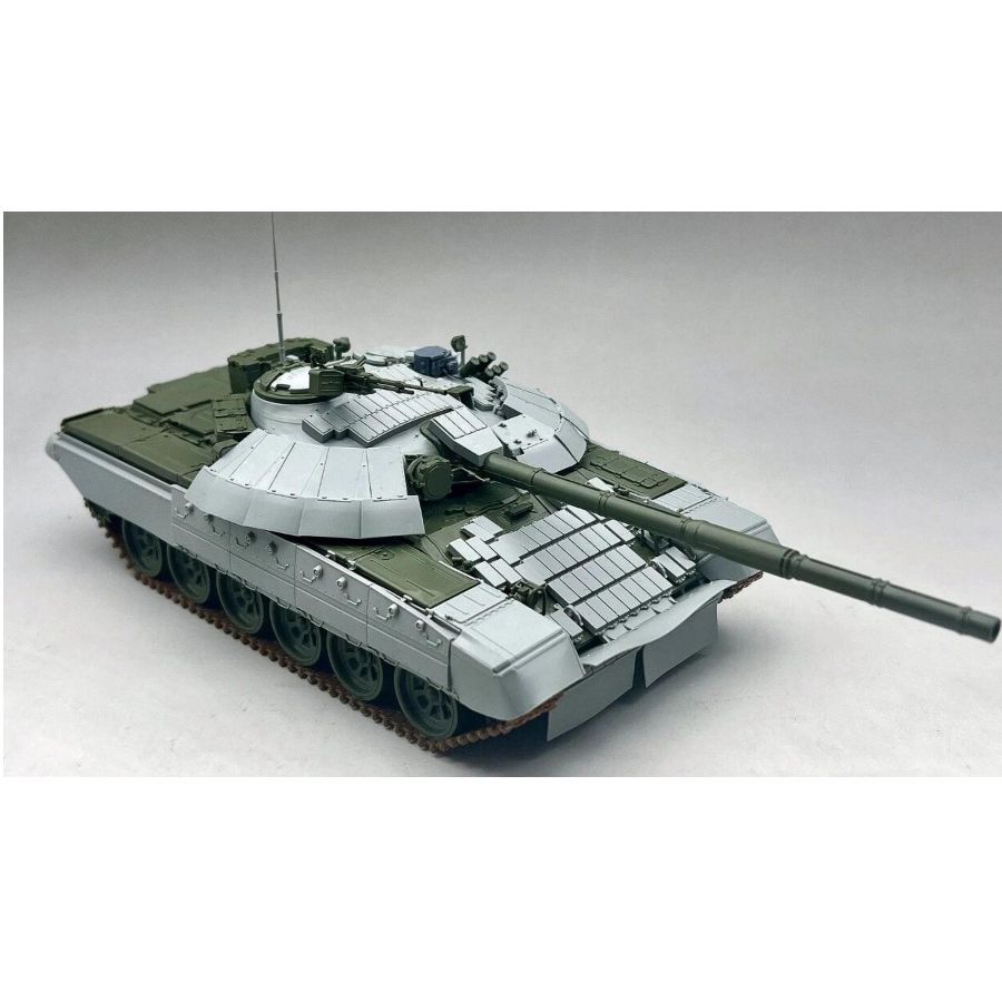 Model Kit Ukraine - 35A067 Amusing 1/35 T-72AMT Ukraine Main