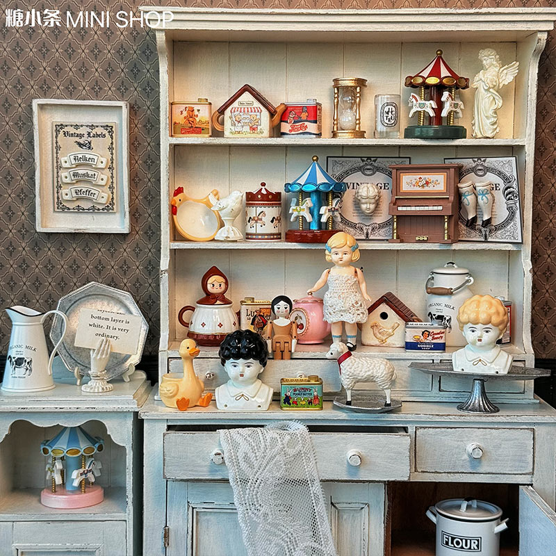 Miniature Vintage Doll Set, Ha - Model Kit Vintage recension och pris