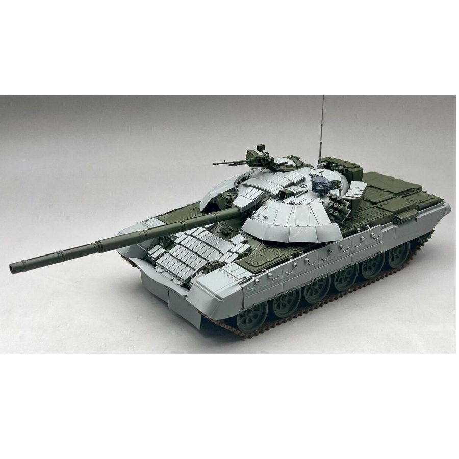 35A067 Amusing 1/35 T-72AMT Uk - Model Kit Ukraine recension och pris