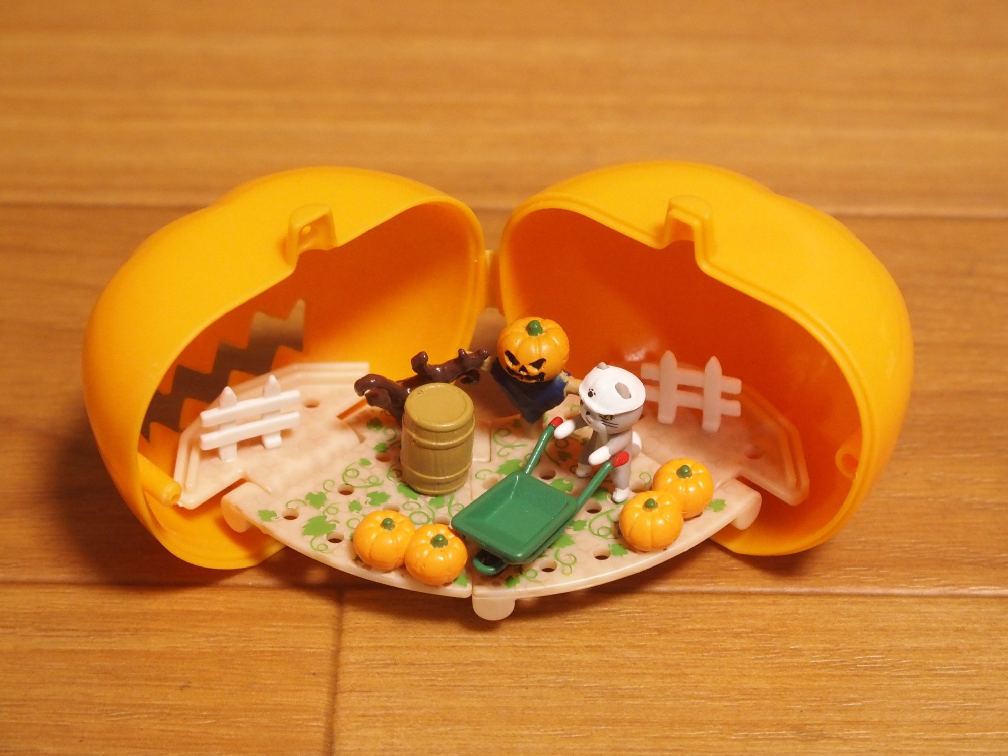 Tarlin capsule toys kawaii 2-w - Model Kit Zombie recension och pris