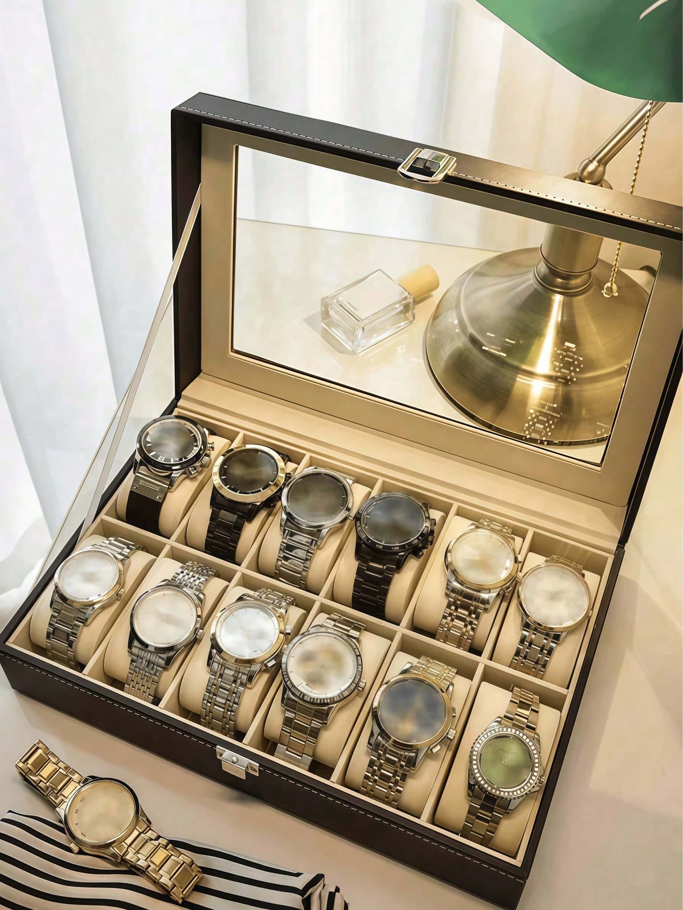 Leather Watch Box with Lock, L - Model Kit Display recension och pris
