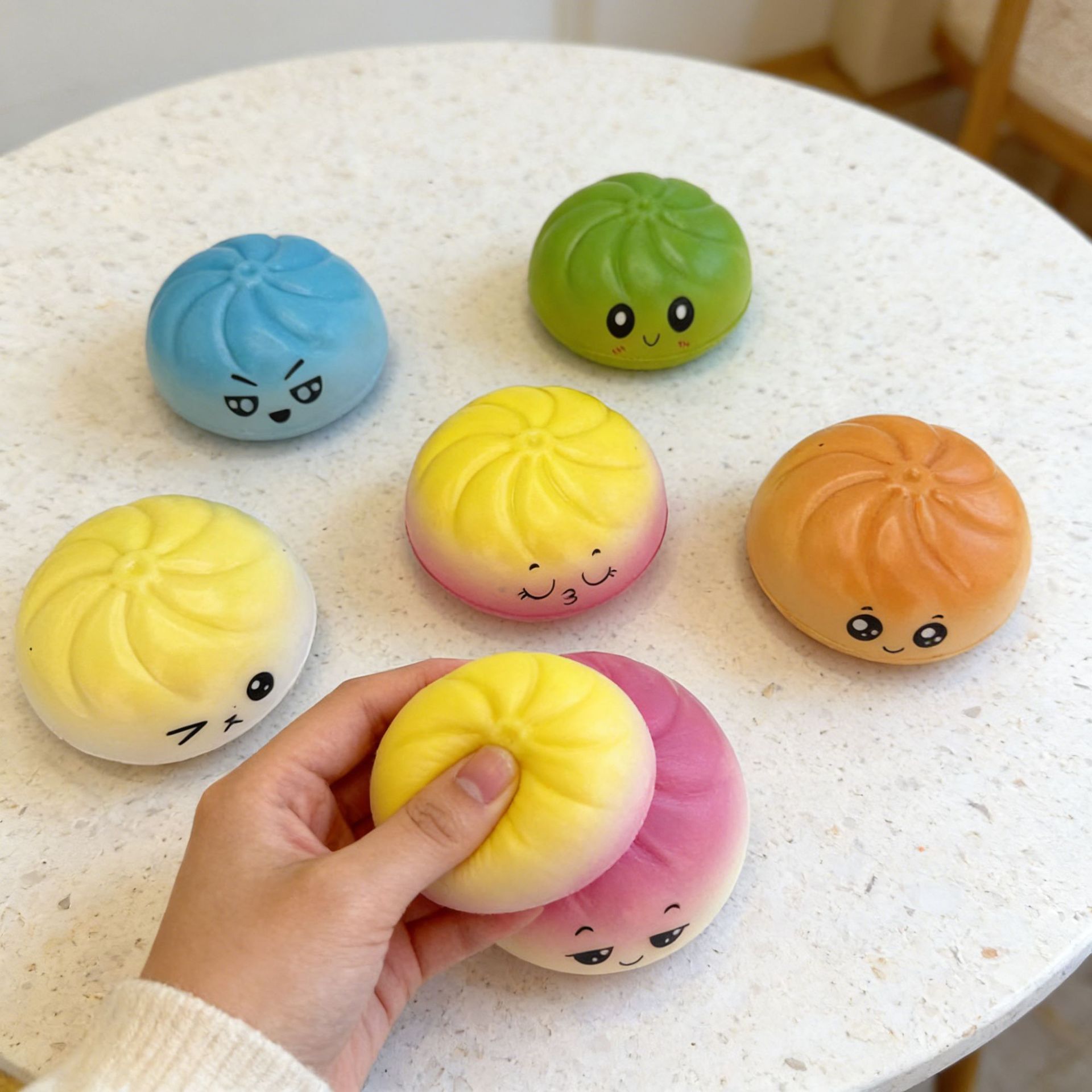 1-2Pack Colorful Squishy Blind - Model Kit Display recension och pris
