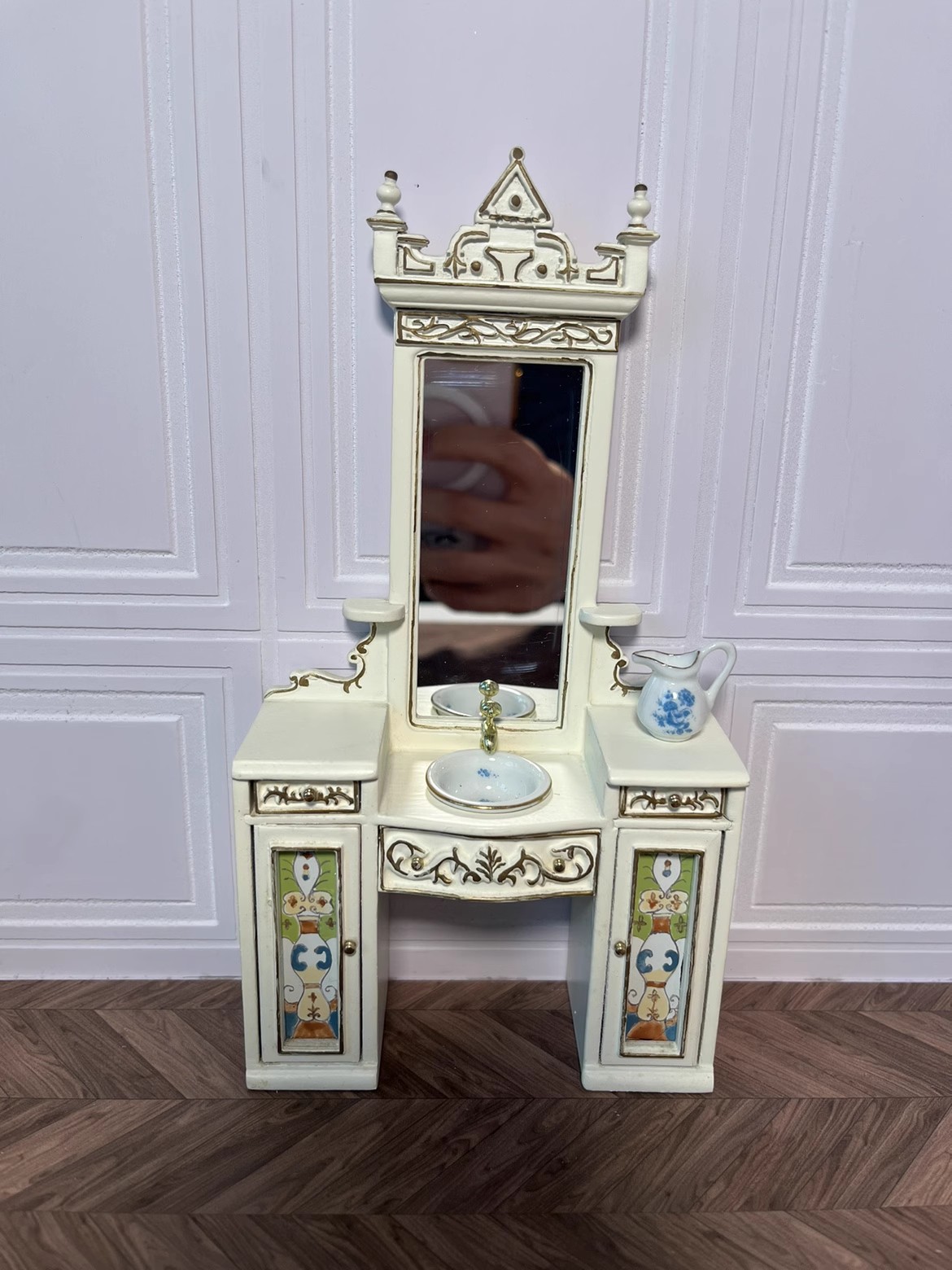 Miniature Dollhouse Furniture  - Model Kit Vintage recension och pris